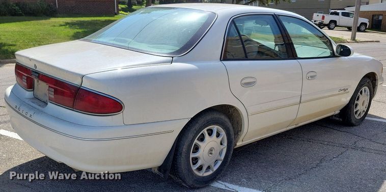 image for item JO9162 2001 Buick Century Custom