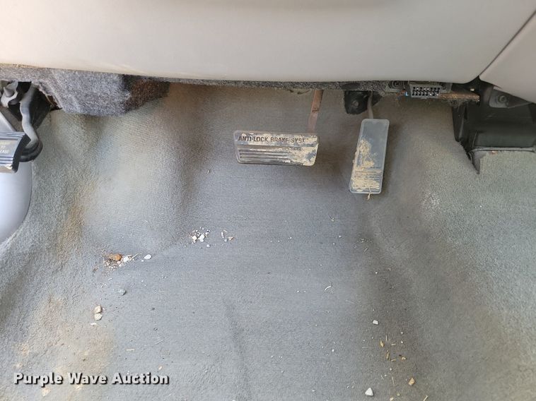 image for item JO9162 2001 Buick Century Custom