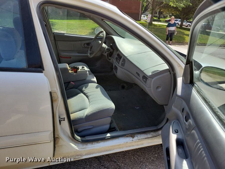 image for item JO9162 2001 Buick Century Custom