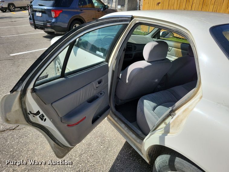 image for item JO9162 2001 Buick Century Custom