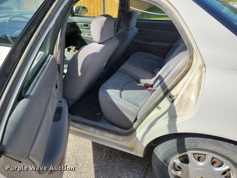 image for item JO9162 2001 Buick Century Custom