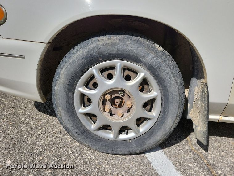 image for item JO9162 2001 Buick Century Custom