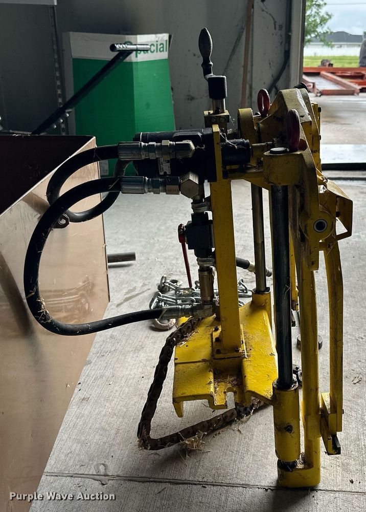 image for item KL9039 Wachs S6  guillotine saw