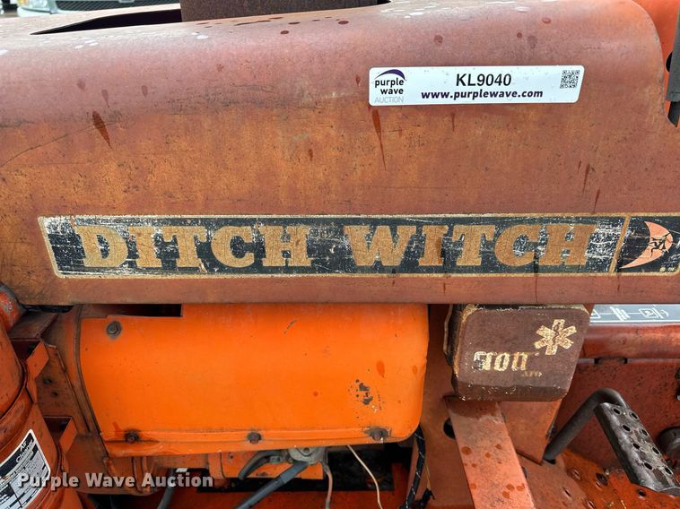 image for item KL9040 Ditch Witch 2300  trencher