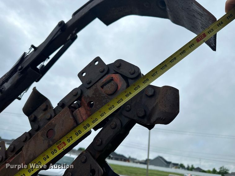 image for item KL9040 Ditch Witch 2300  trencher