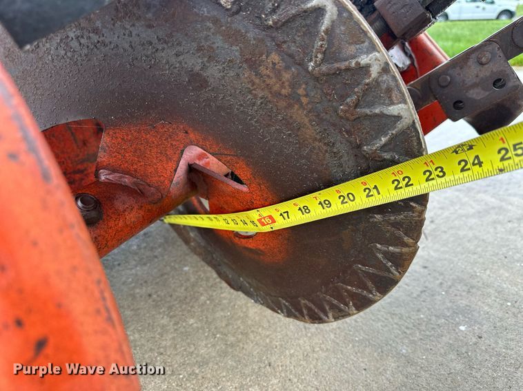 image for item KL9040 Ditch Witch 2300  trencher