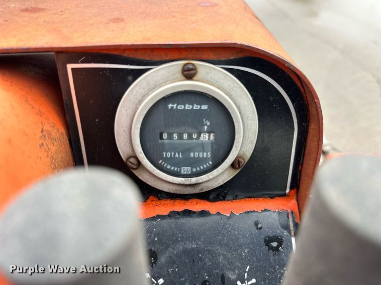 image for item KL9040 Ditch Witch 2300  trencher