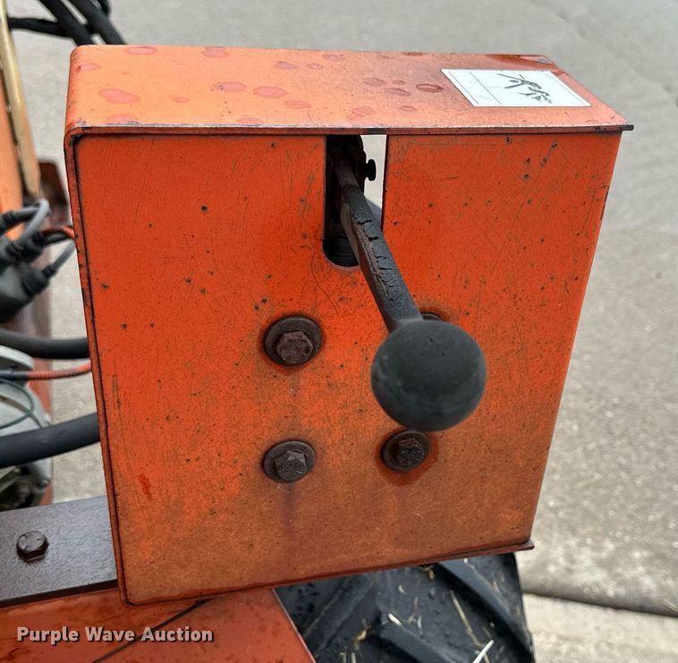 image for item KL9040 Ditch Witch 2300  trencher