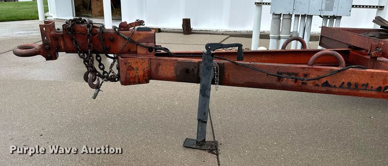 image for item KL9040 Ditch Witch 2300  trencher