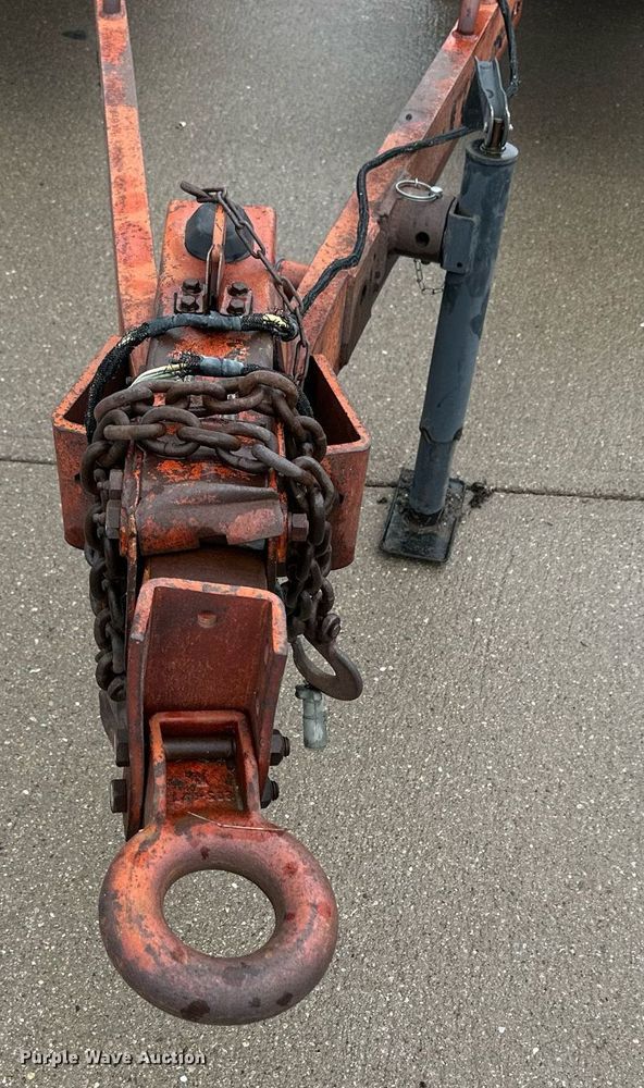 image for item KL9040 Ditch Witch 2300  trencher