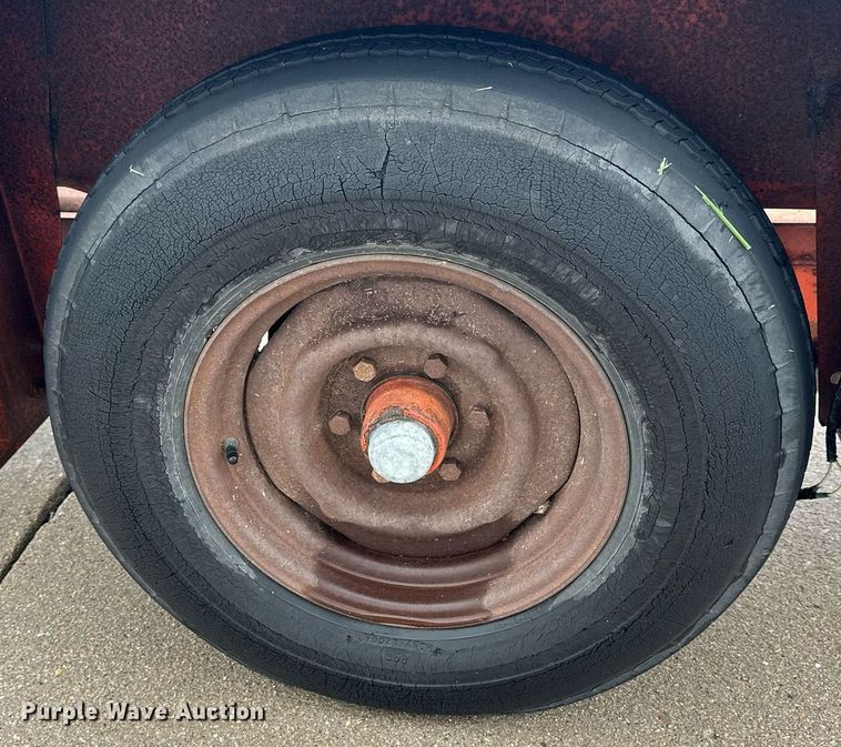 image for item KL9040 Ditch Witch 2300  trencher