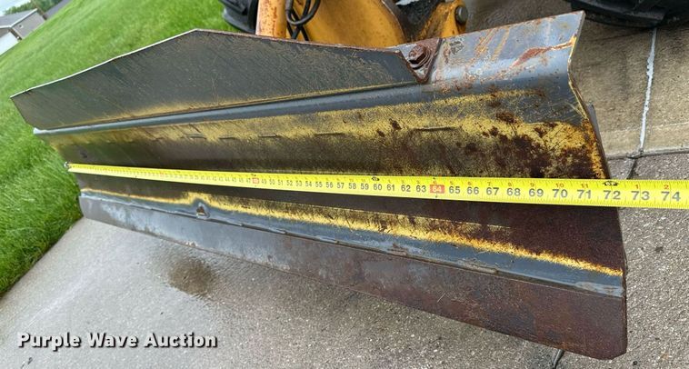 image for item KL9041 1995 Case 660  trencher