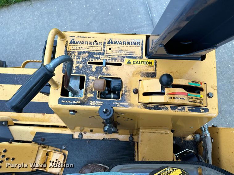 image for item KL9041 1995 Case 660  trencher