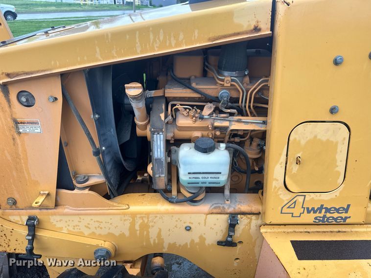 image for item KL9041 1995 Case 660  trencher