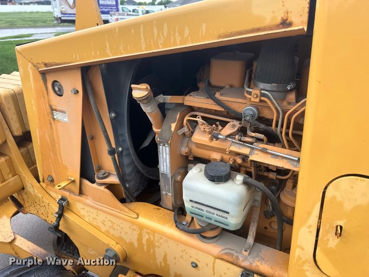 image for item KL9041 1995 Case 660  trencher