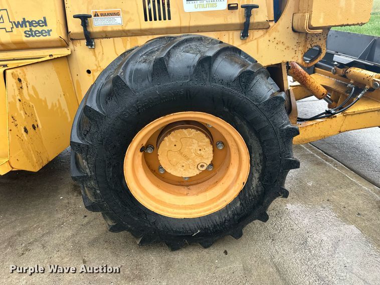 image for item KL9041 1995 Case 660  trencher