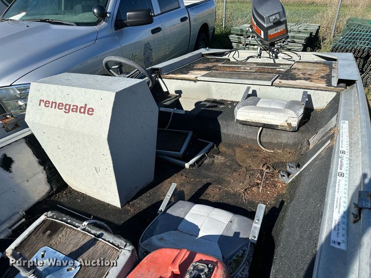 image for item KL9053 1986 Grumman Renegade  boat