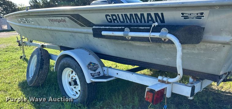 image for item KL9053 1986 Grumman Renegade  boat