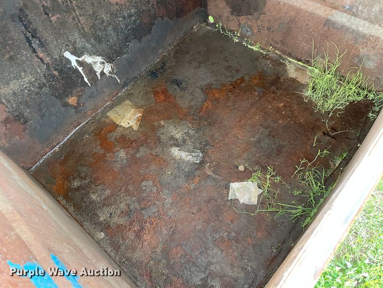 image for item KM9919 Approximately 39 dumpsters