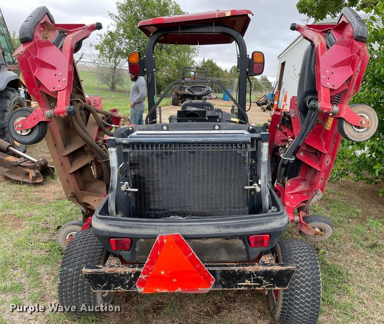 image for item KM9924 2014 Toro Groundmaster 5900  lawn mower