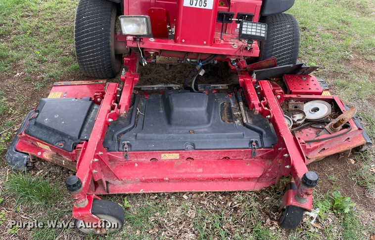 image for item KM9924 2014 Toro Groundmaster 5900  lawn mower