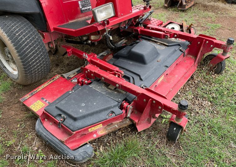 image for item KM9924 2014 Toro Groundmaster 5900  lawn mower