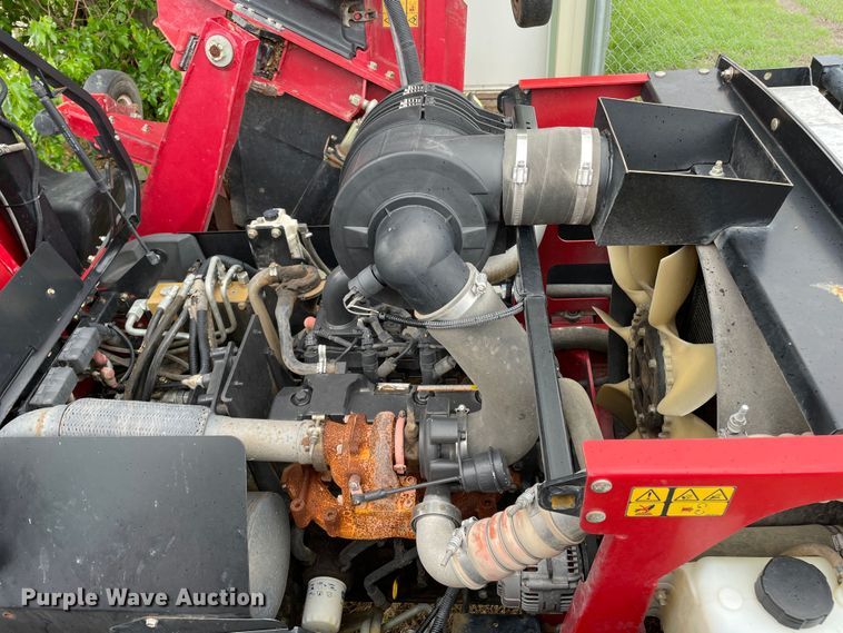 image for item KM9924 2014 Toro Groundmaster 5900  lawn mower