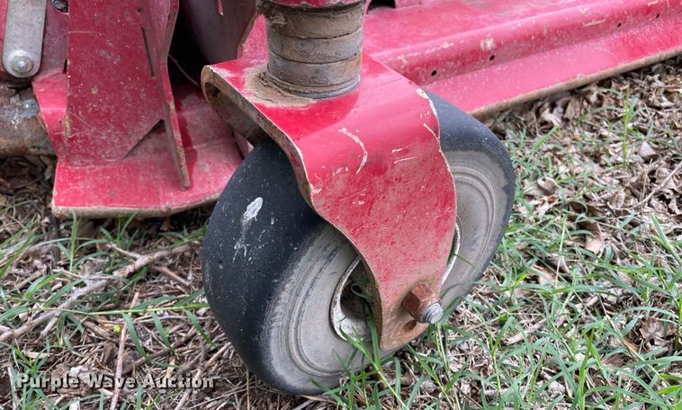 image for item KM9924 2014 Toro Groundmaster 5900  lawn mower