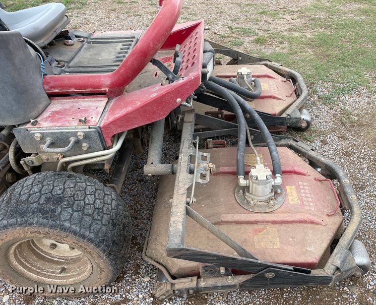 image for item KM9926 2004 Toro Groundsmaster 3500-D  lawn mower