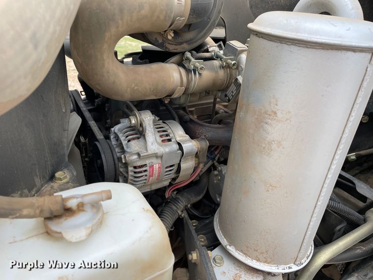 image for item KM9926 2004 Toro Groundsmaster 3500-D  lawn mower