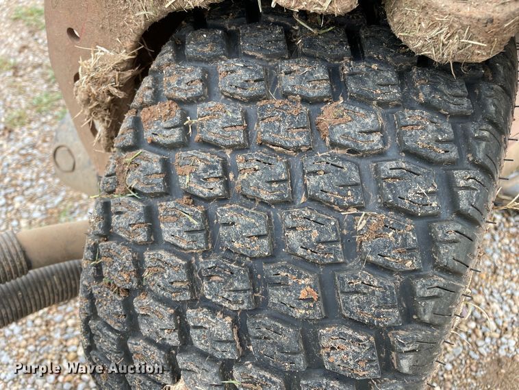 image for item KM9926 2004 Toro Groundsmaster 3500-D  lawn mower