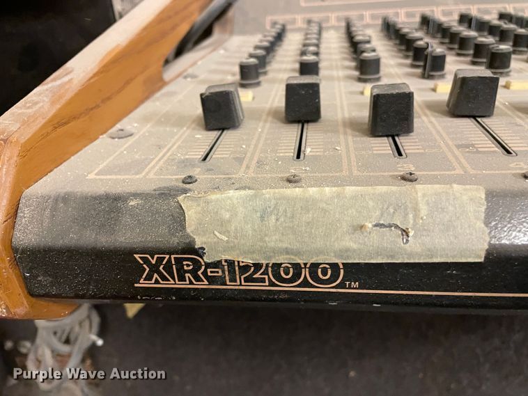 image for item KM9929 Peavey  audio equipment