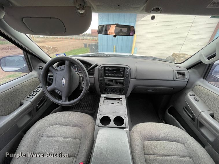 image for item KM9930 2005 Ford Explorer  SUV