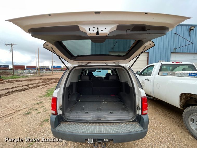 image for item KM9930 2005 Ford Explorer  SUV