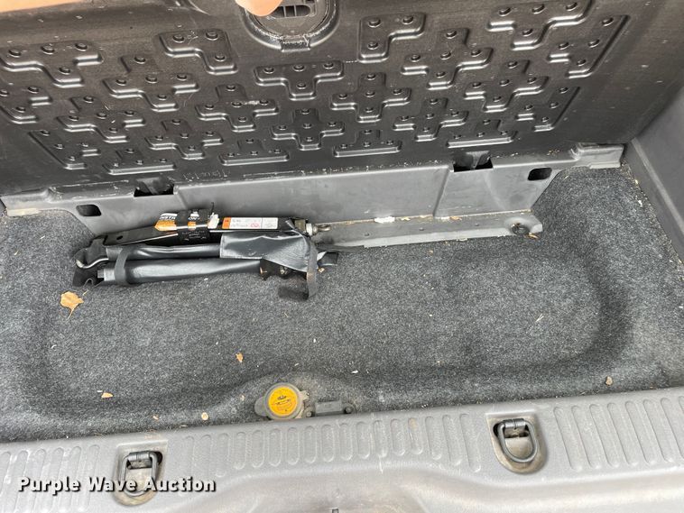 image for item KM9930 2005 Ford Explorer  SUV