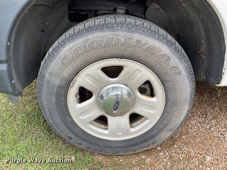 image for item KM9930 2005 Ford Explorer  SUV