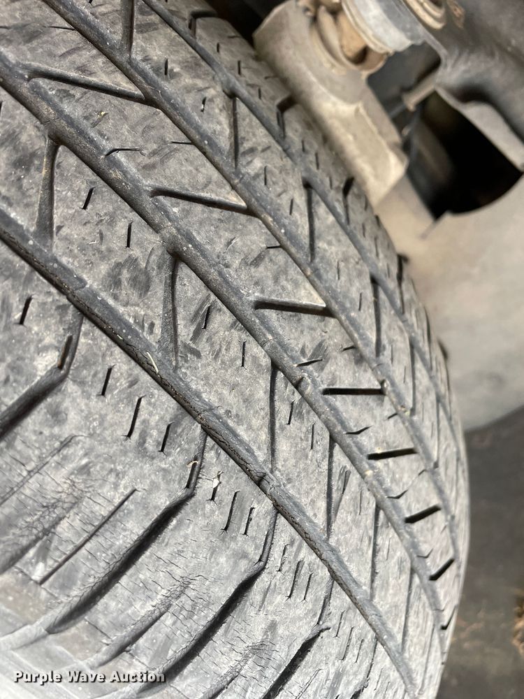 image for item KM9930 2005 Ford Explorer  SUV