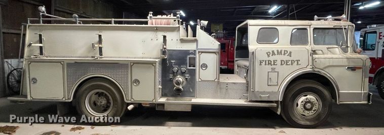 image for item KM9931 1982 Ford C8000  pumper fire truck