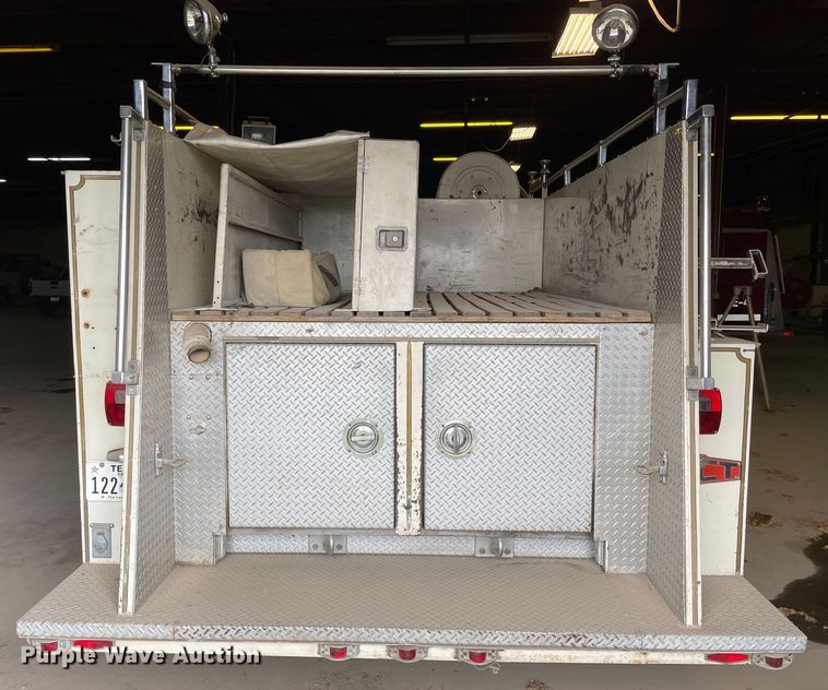 image for item KM9931 1982 Ford C8000  pumper fire truck