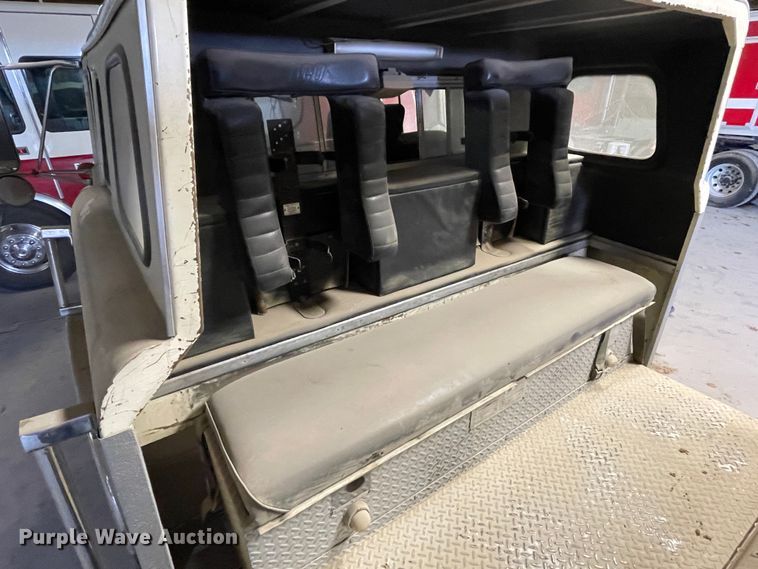 image for item KM9931 1982 Ford C8000  pumper fire truck