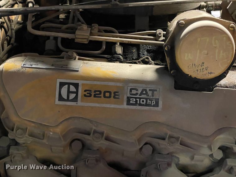 image for item KM9931 1982 Ford C8000  pumper fire truck