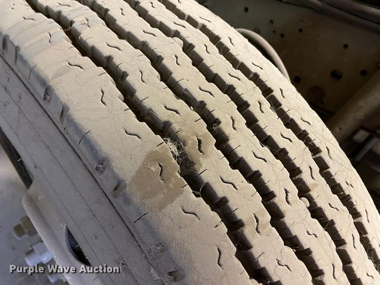 image for item KM9931 1982 Ford C8000  pumper fire truck