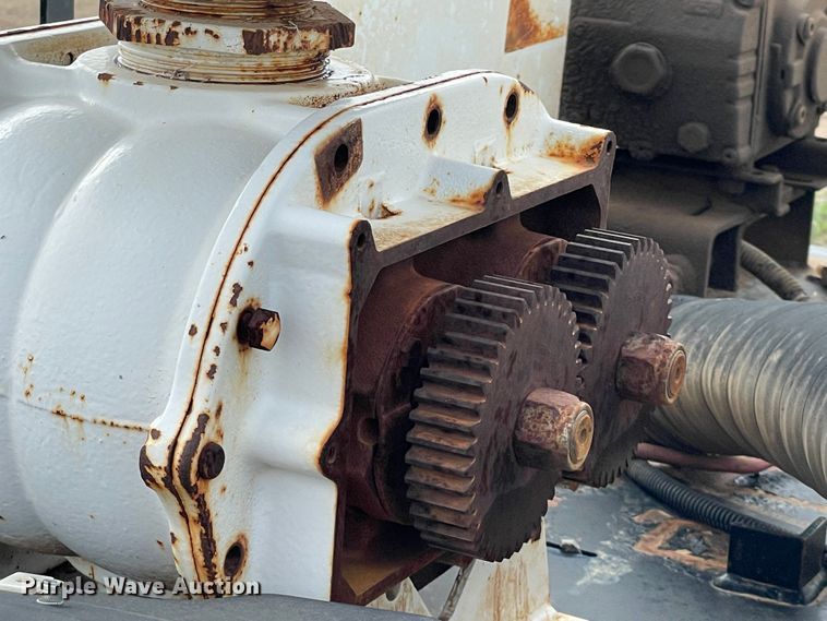 image for item KM9932 Wachs Trav-L-Vac 77-000-16  vacuum excavator