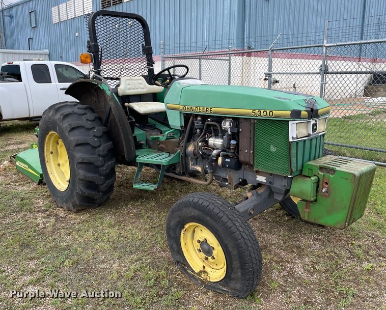 image for item KM9933 1993 John Deere 5300  tractor