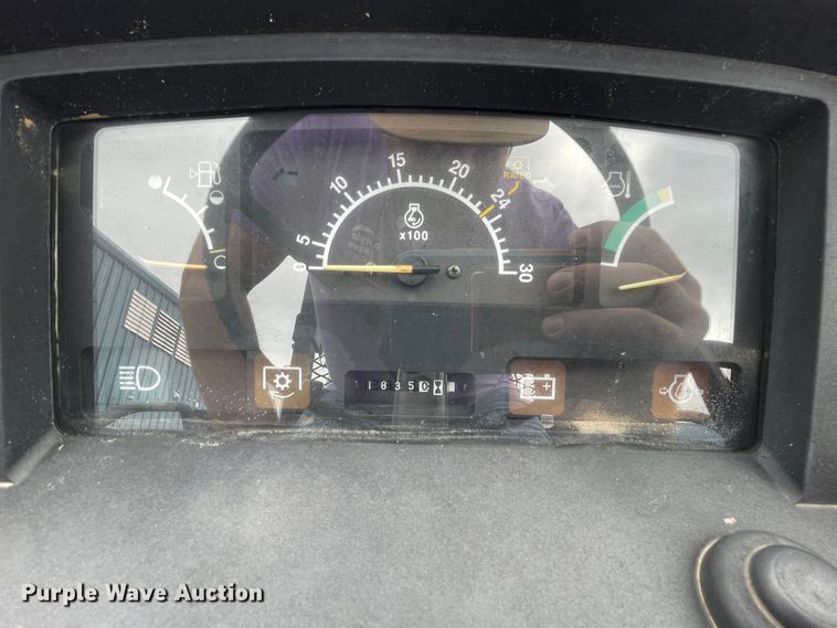 image for item KM9933 1993 John Deere 5300  tractor