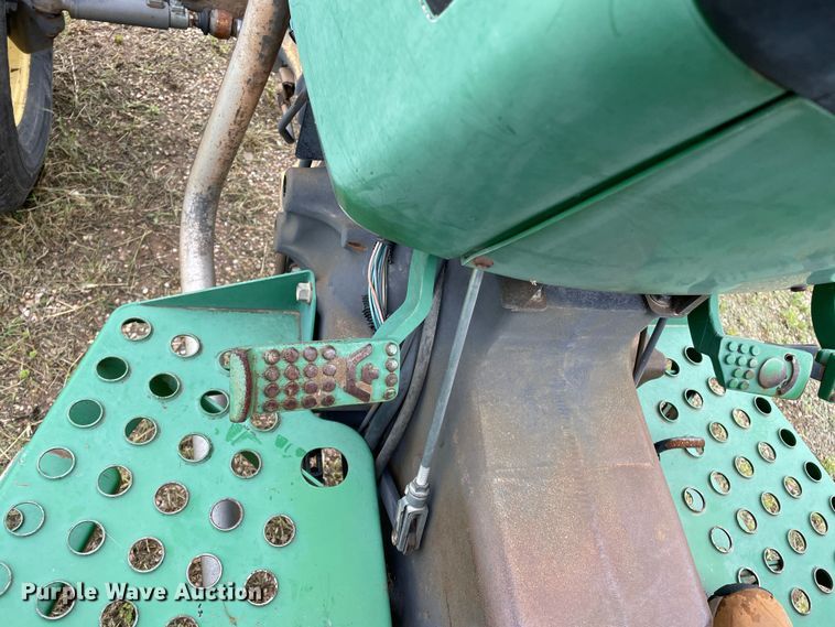 image for item KM9933 1993 John Deere 5300  tractor