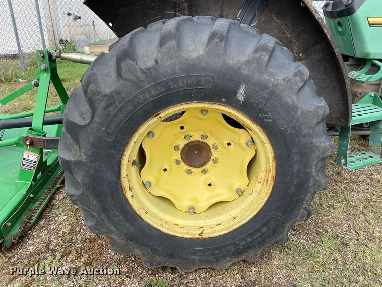 image for item KM9933 1993 John Deere 5300  tractor