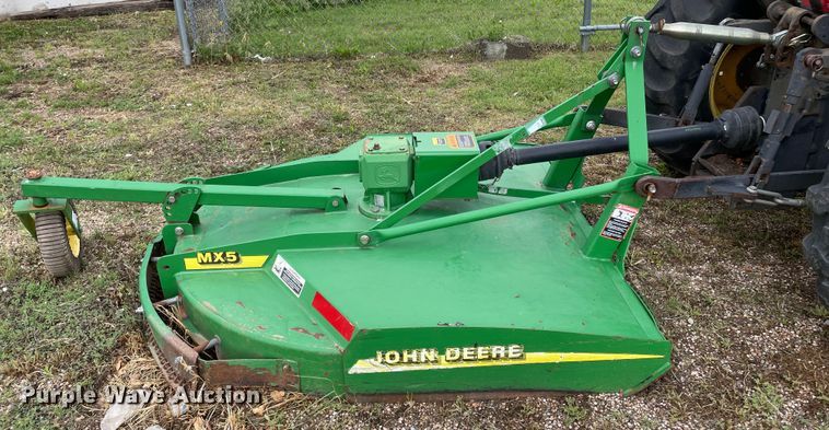 image for item KM9933 1993 John Deere 5300  tractor