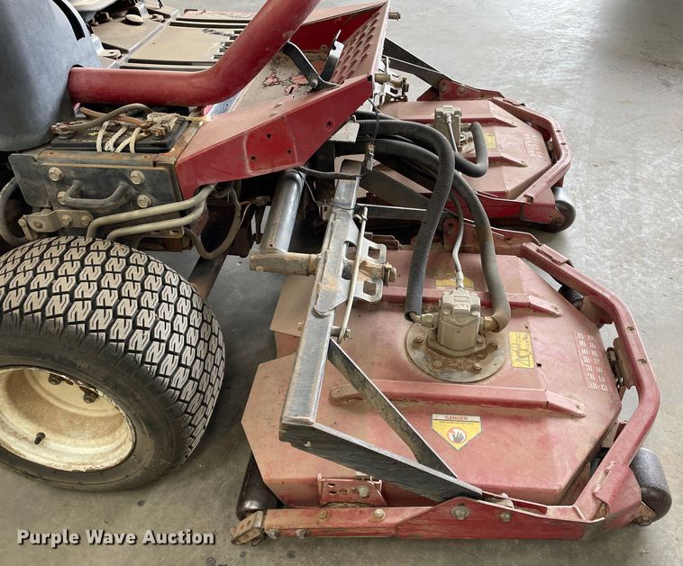 image for item KM9935 Toro Groundsmaster 3500-D  lawn mower