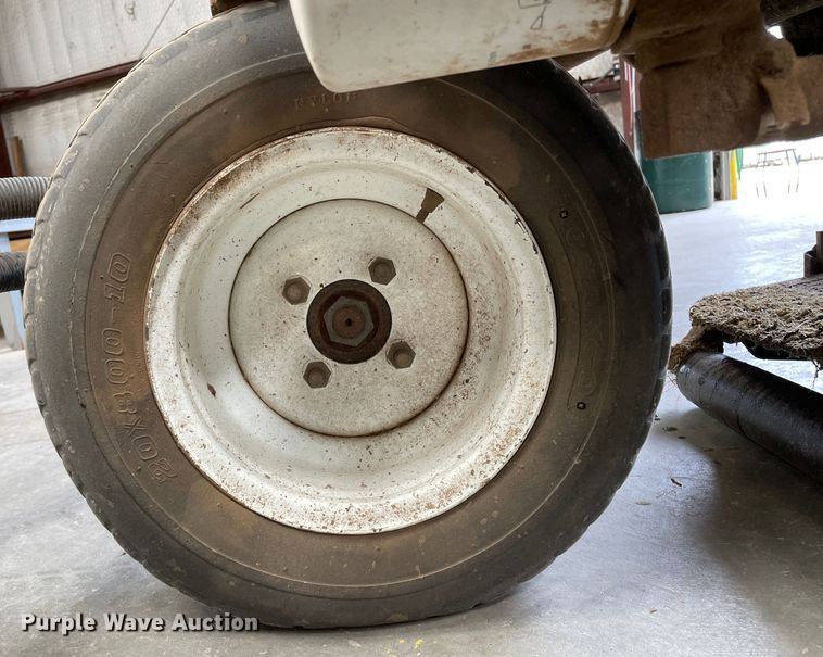 image for item KM9935 Toro Groundsmaster 3500-D  lawn mower